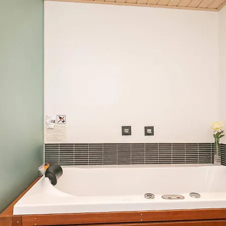 6 Person Holiday In Hj Rring * Lønstrup